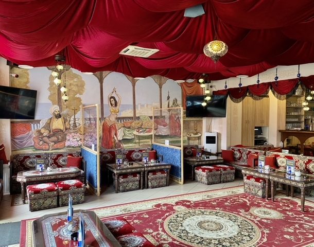 Sultanpalast Dresden Shisha Lounge - Laden: links